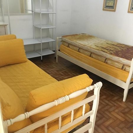 Апартаменти Apto Na Enseada- 3 Quadras Da Praia Da Enseada Гуаружа Екстер'єр фото
